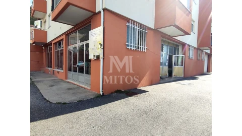Armazém para Venda em Santa Maria Maior e Monserrate e Meadela