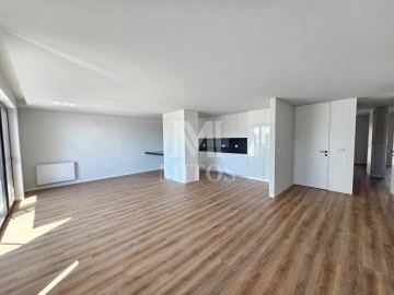 Apartamento T3 para Venda em Santa Maria Maior e Monserrate e Meadela