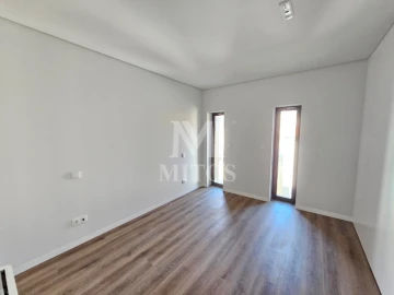 Apartamento T3 para Venda em Santa Maria Maior e Monserrate e Meadela