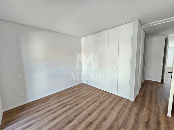 Apartamento T3 para Venda em Santa Maria Maior e Monserrate e Meadela Foto 9