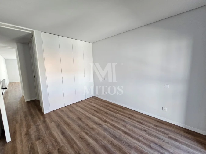 Apartamento T3 para Venda em Santa Maria Maior e Monserrate e Meadela Foto 11