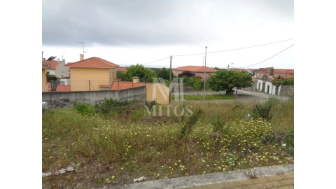 Terreno para Venda em Areosa