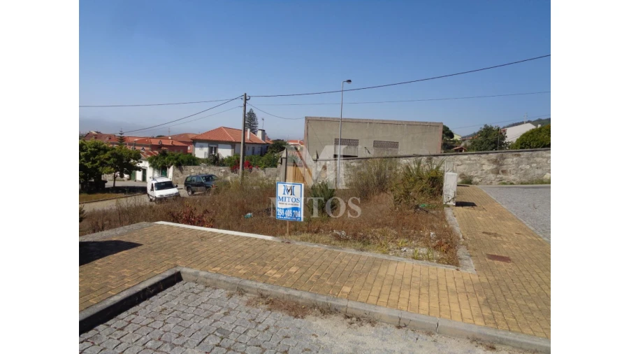 Terreno para Venda em Areosa