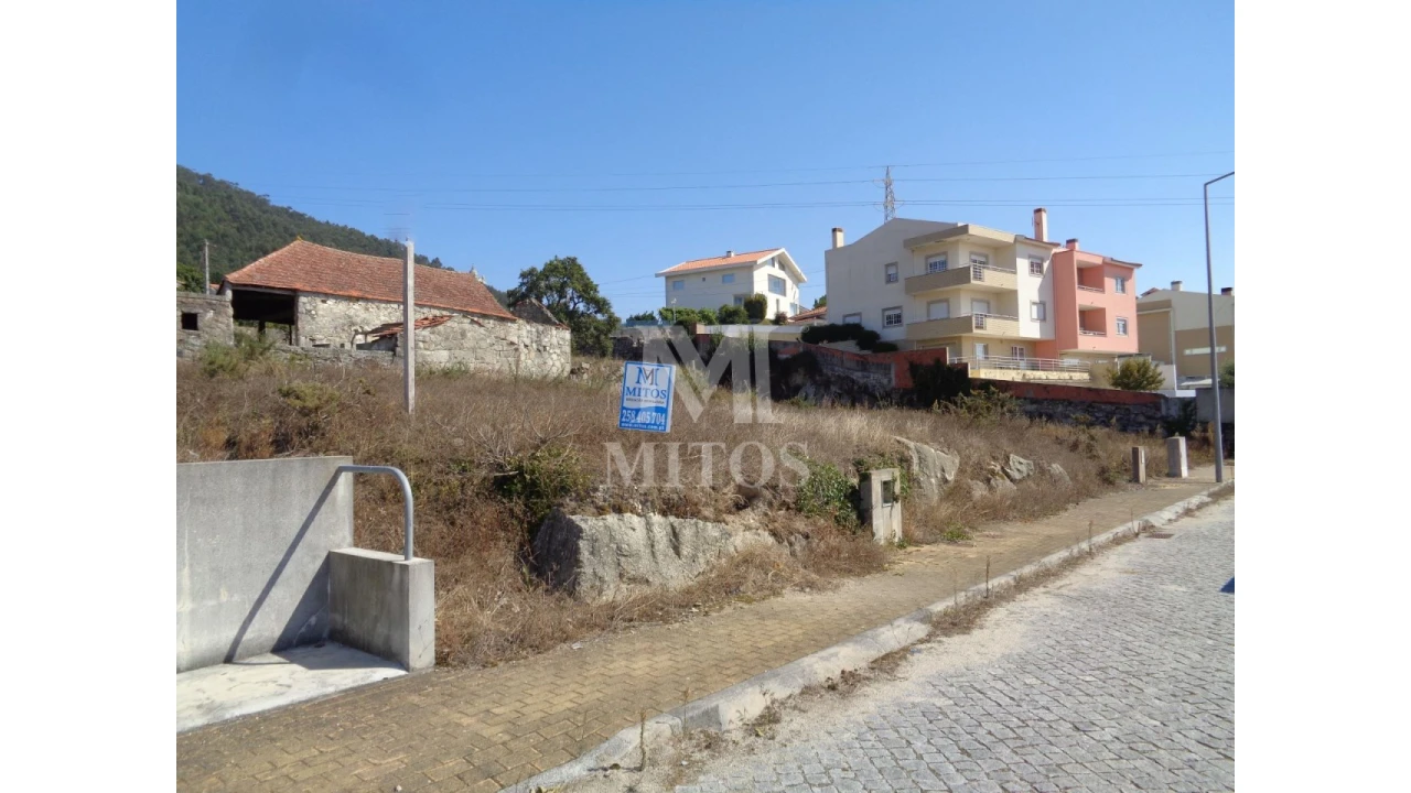 Terreno para Venda em Areosa Foto 1