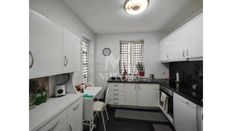 Prédio para Venda em Santa Maria Maior e Monserrate e Meadela