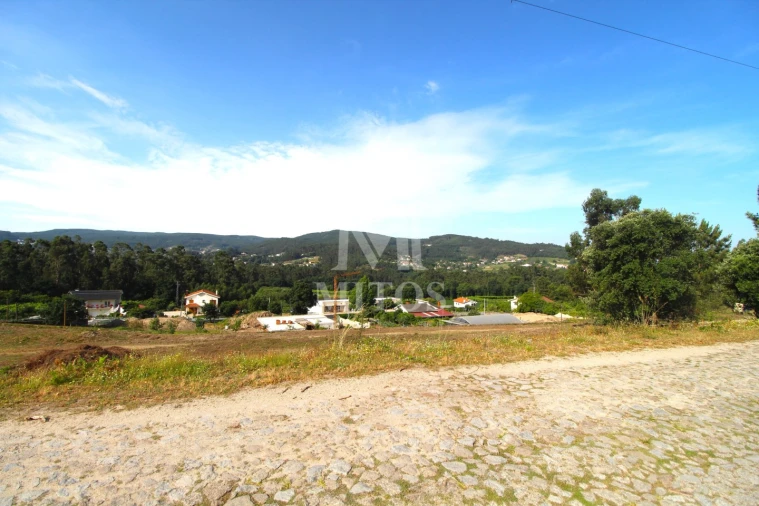 Terreno para Venda em Barroselas e Carvoeiro Foto 3