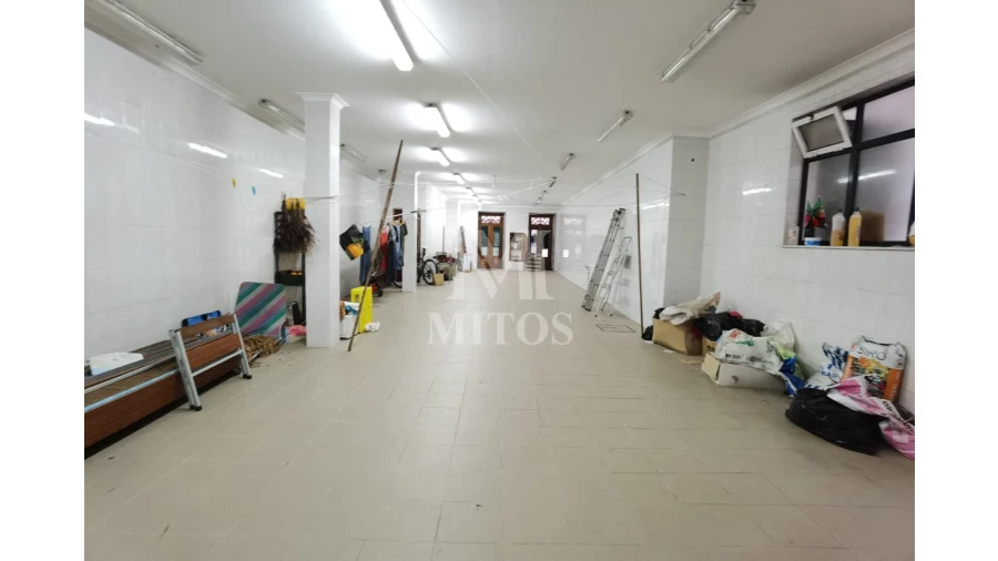 Loja para Arrendamento em Santa Maria Maior e Monserrate e Meadela Foto 1