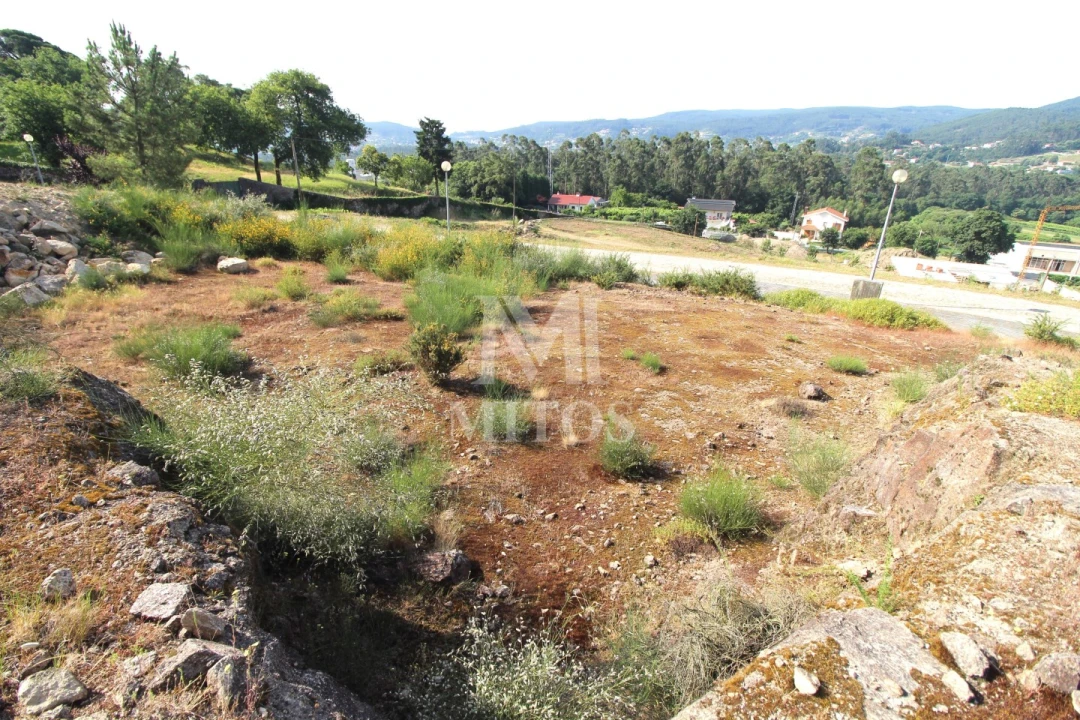 Terreno para Venda em Barroselas e Carvoeiro Foto 2