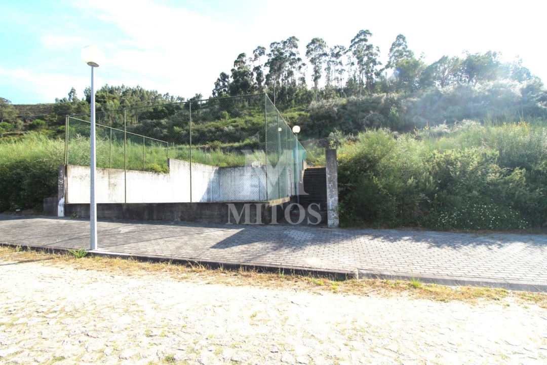 Terreno para Venda em Barroselas e Carvoeiro Foto 6
