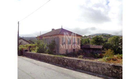 Moradia T3 para Venda em Covas