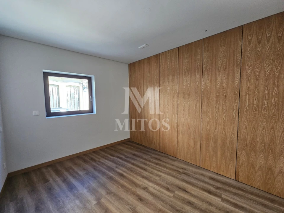 Apartamento T3 para Venda em Santa Maria Maior e Monserrate e Meadela Foto 12