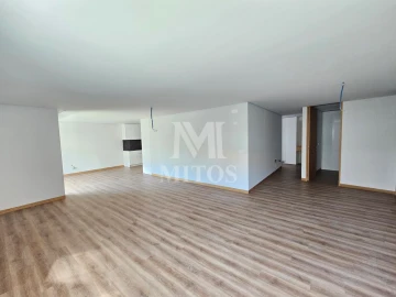 Apartamento T3 para Venda em Santa Maria Maior e Monserrate e Meadela