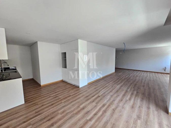 Apartamento T3 para Venda em Santa Maria Maior e Monserrate e Meadela Foto 3
