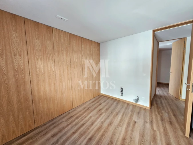 Apartamento T3 para Venda em Santa Maria Maior e Monserrate e Meadela Foto 13