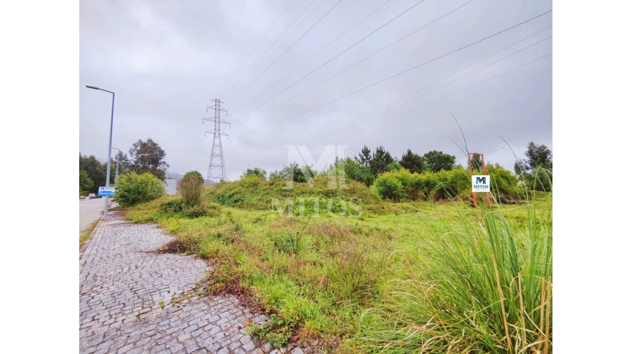Terreno para Venda em Mujães Foto 5