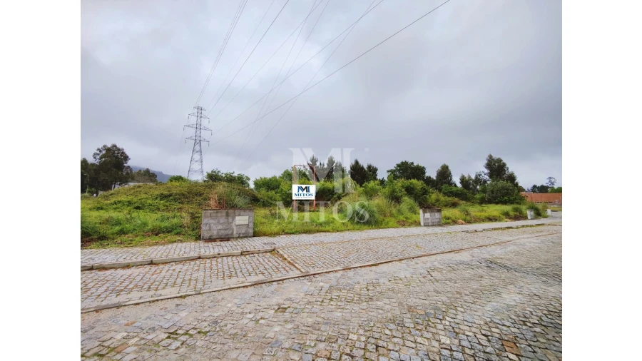 Terreno para Venda em Mujães Foto 7