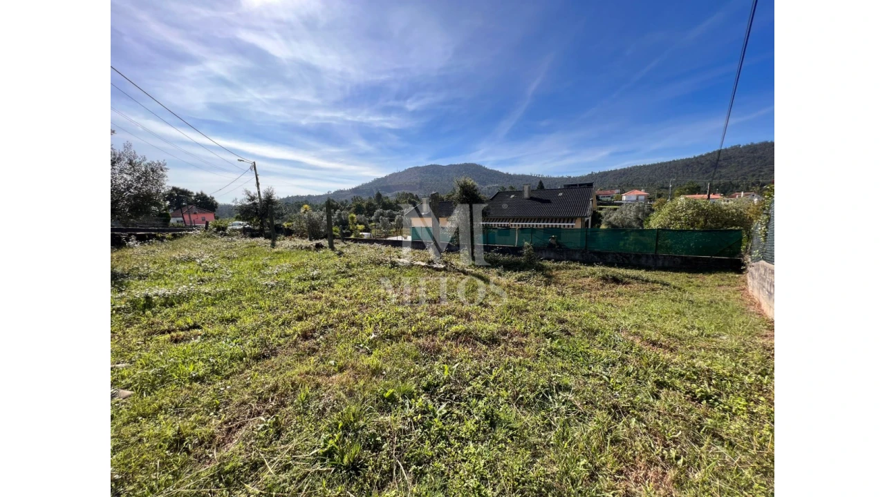 Terreno para Venda em Nogueira, Meixedo e Vilar de Murteda Foto 1