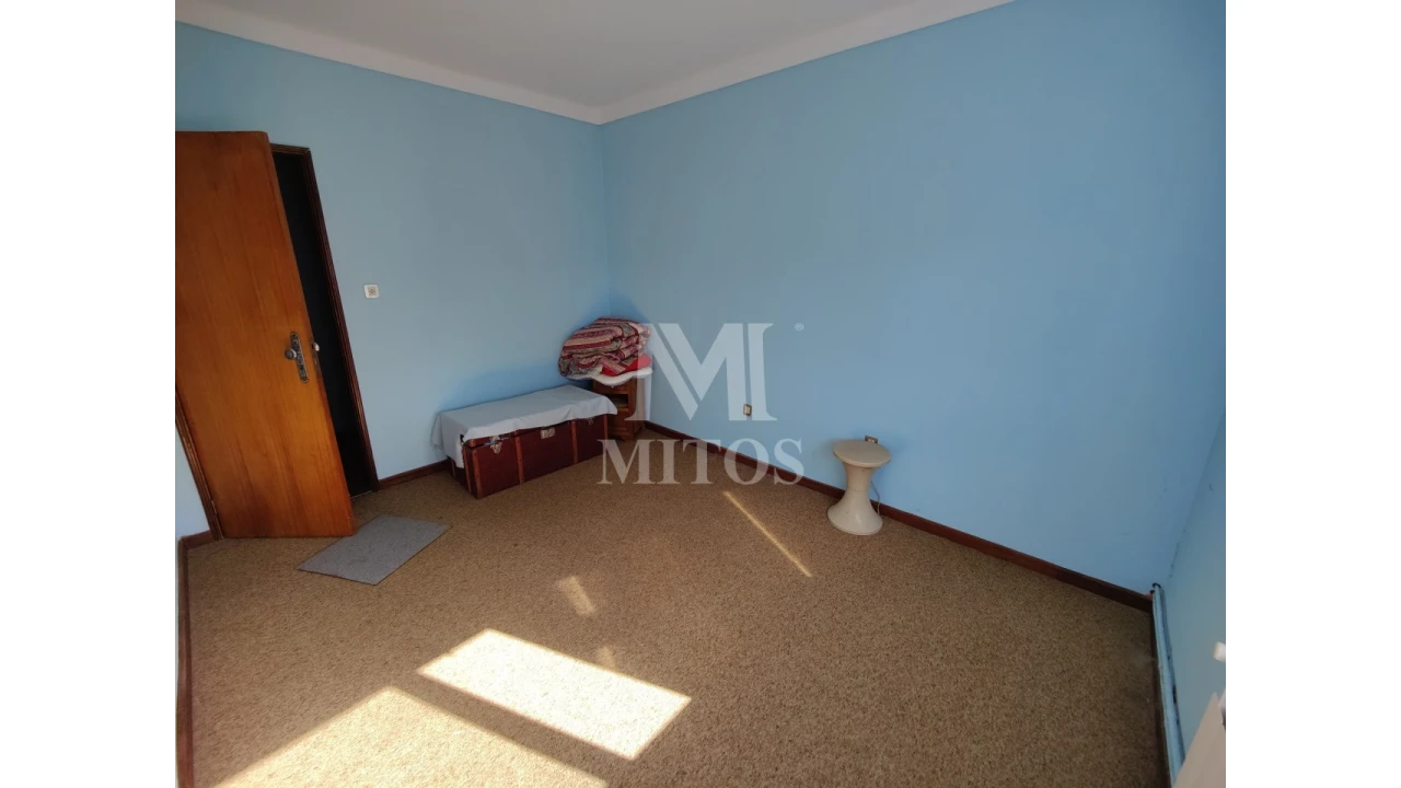 Moradia T3 para Venda em Guilhadeses e Santar Foto 25