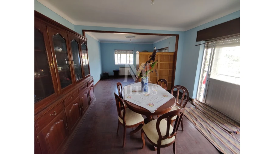 Moradia T3 para Venda em Guilhadeses e Santar Foto 15