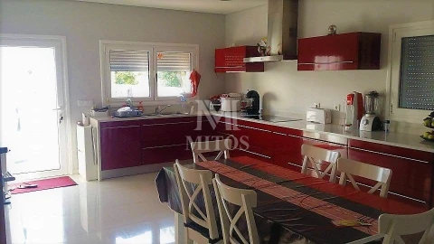 Moradia para Venda em Vila Praia de Ancora
