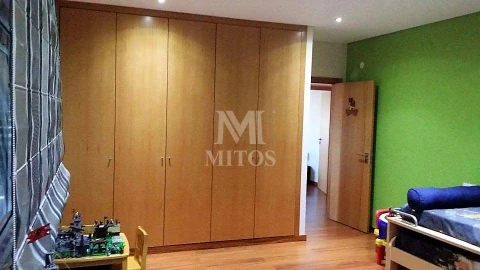 Moradia para Venda em Vila Praia de Ancora