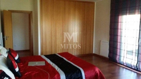 Moradia para Venda em Vila Praia de Ancora