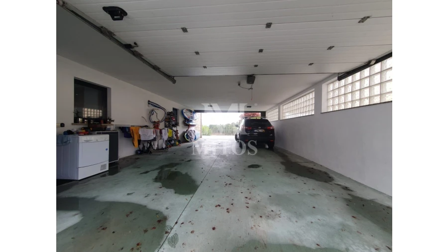 Moradia T5 para Venda em Loivo Foto 16