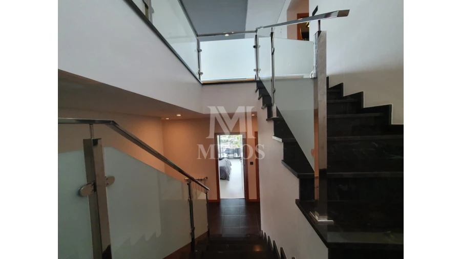 Moradia T5 para Venda em Loivo Foto 17