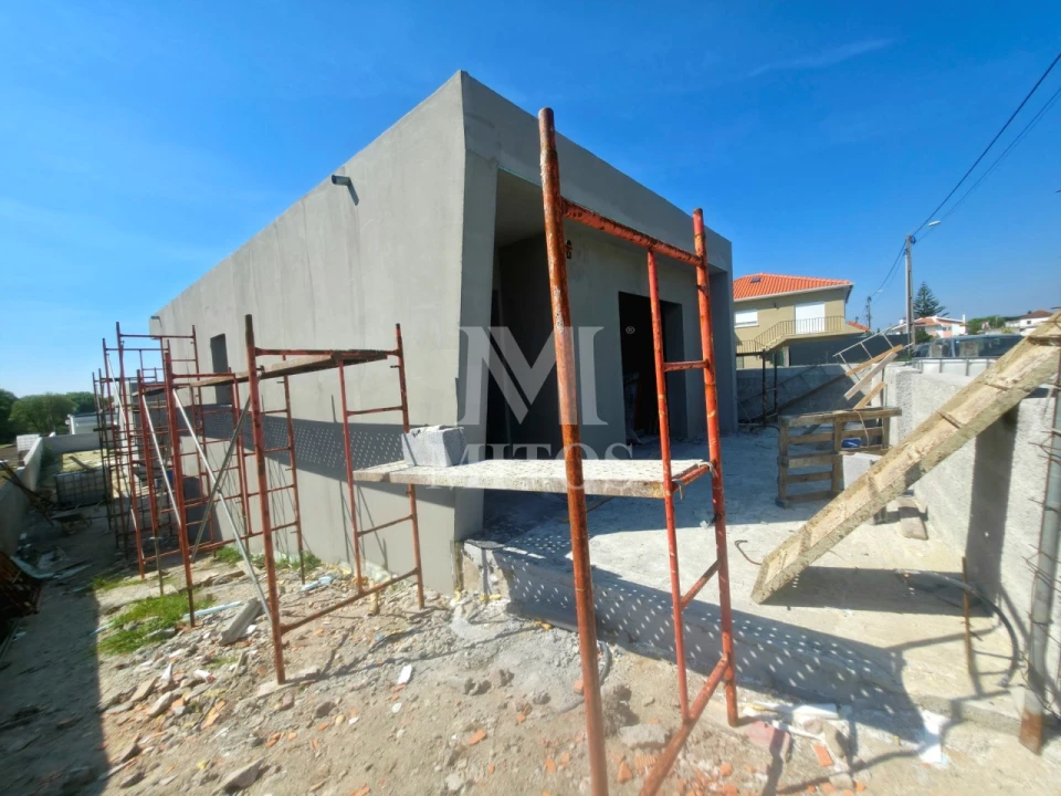 Moradia T3 para Venda em Castelo do Neiva Foto 1