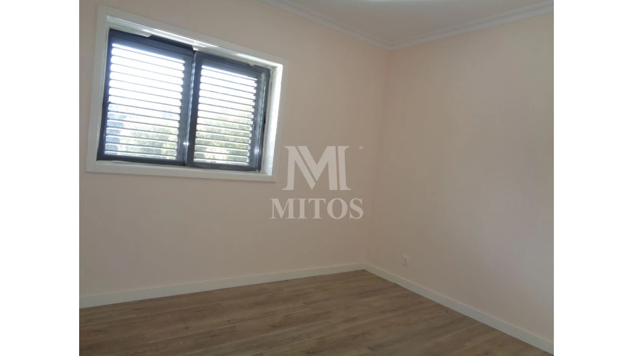 Moradia T4 para Venda em Campos e Vila Meã Foto 9