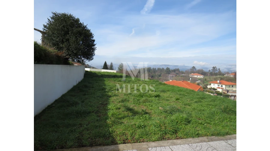 Moradia T4 para Venda em Sopo Foto 23