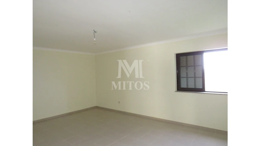 Moradia T4 para Venda em Sopo Foto 17