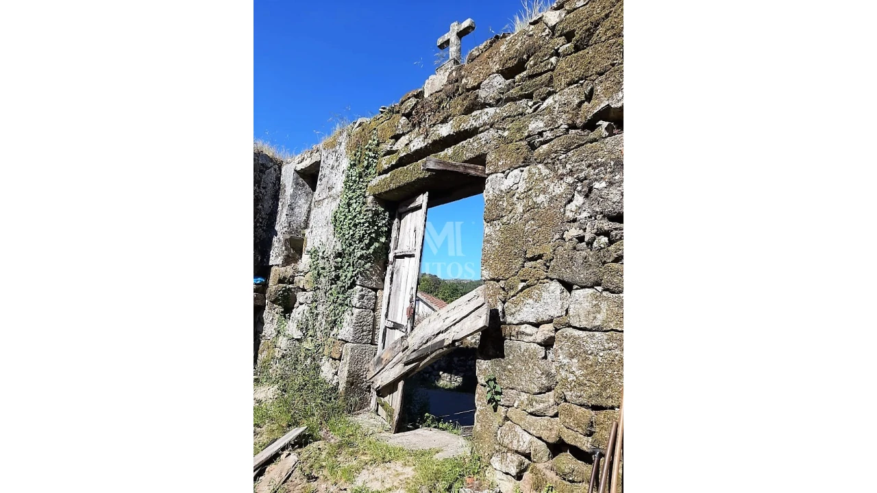 Moradia T3 para Venda em Padornelo Foto 14