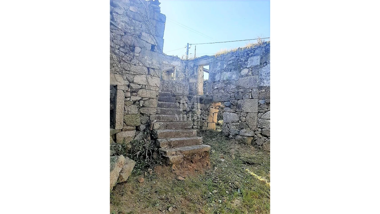 Moradia T3 para Venda em Padornelo Foto 15