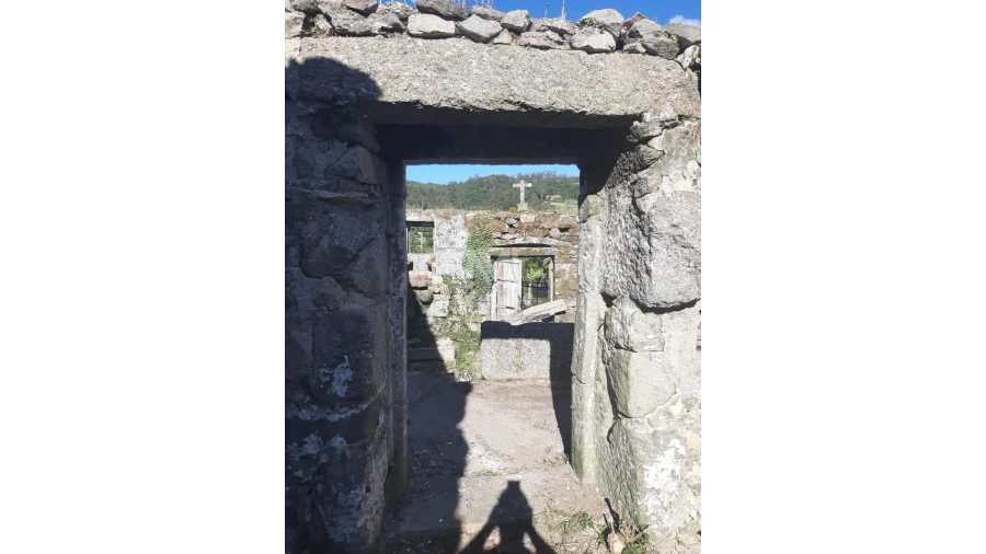 Moradia T3 para Venda em Padornelo Foto 12