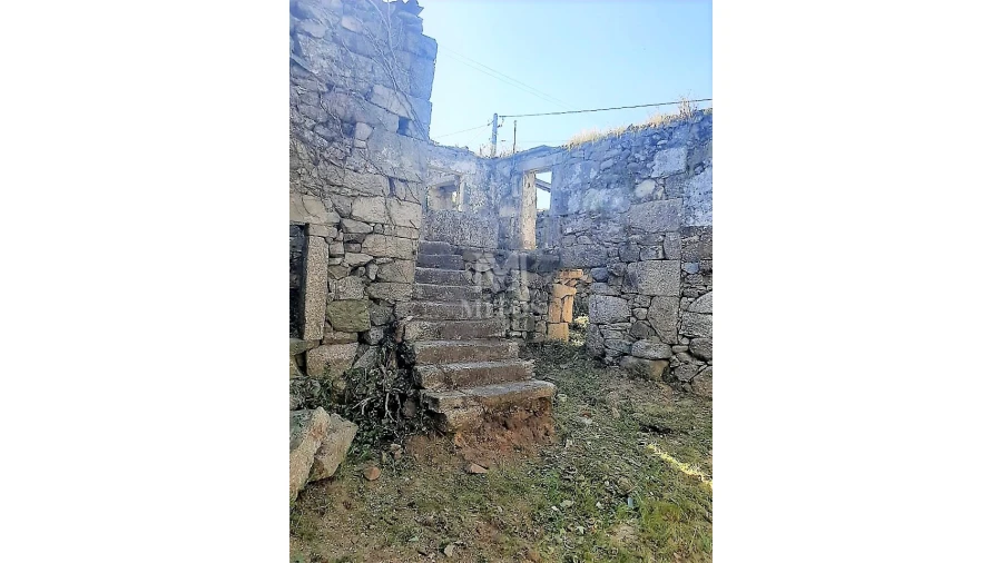 Moradia T3 para Venda em Padornelo Foto 15