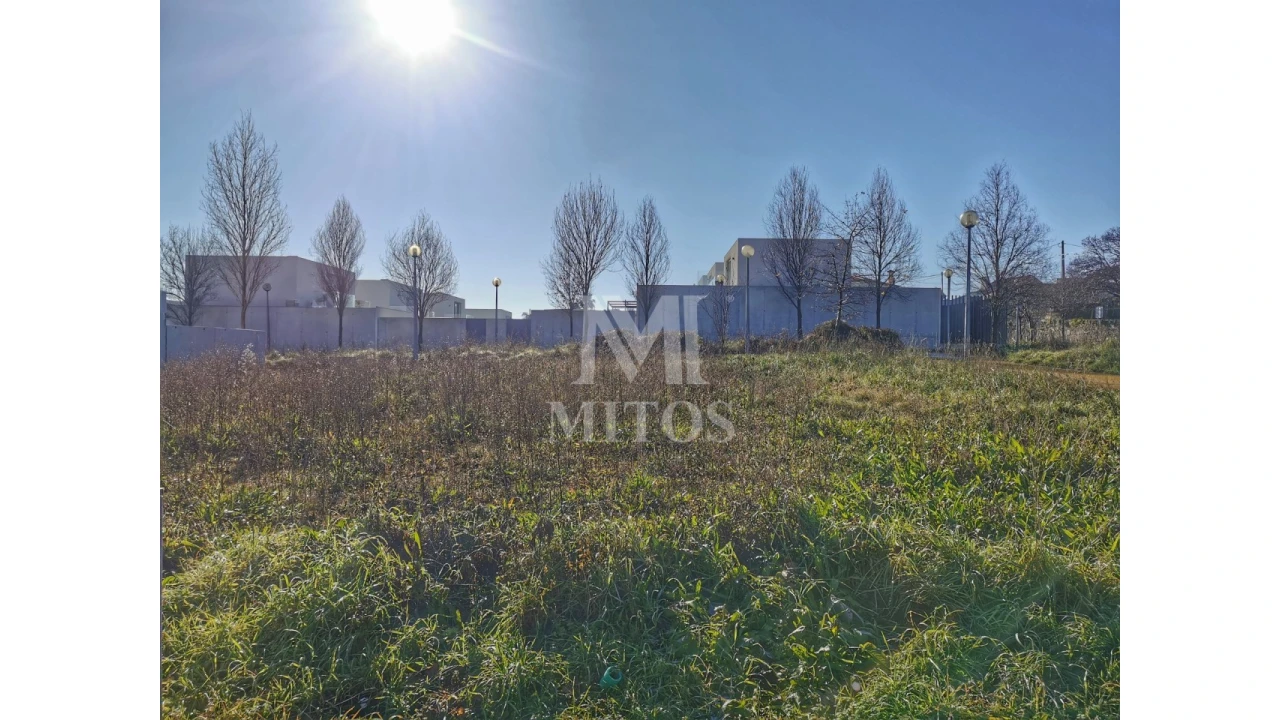 Terreno para Venda em Santa Marta de Portuzelo Foto 4