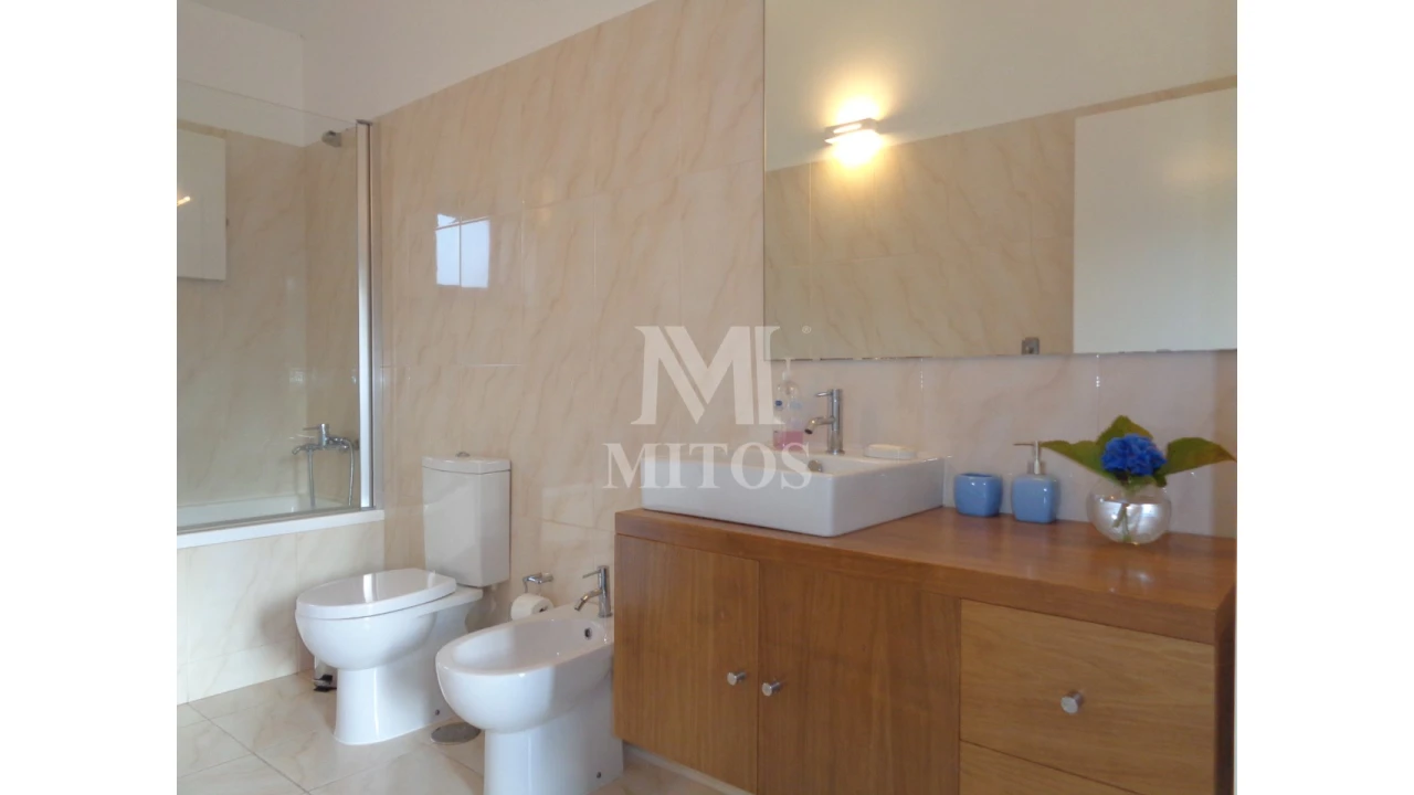 Moradia T3 para Venda em Serdedelo Foto 11