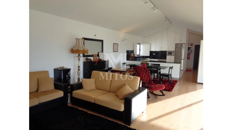 Moradia T3 para Venda em Serdedelo Foto 6