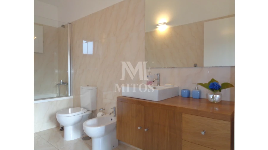 Moradia T3 para Venda em Serdedelo Foto 11