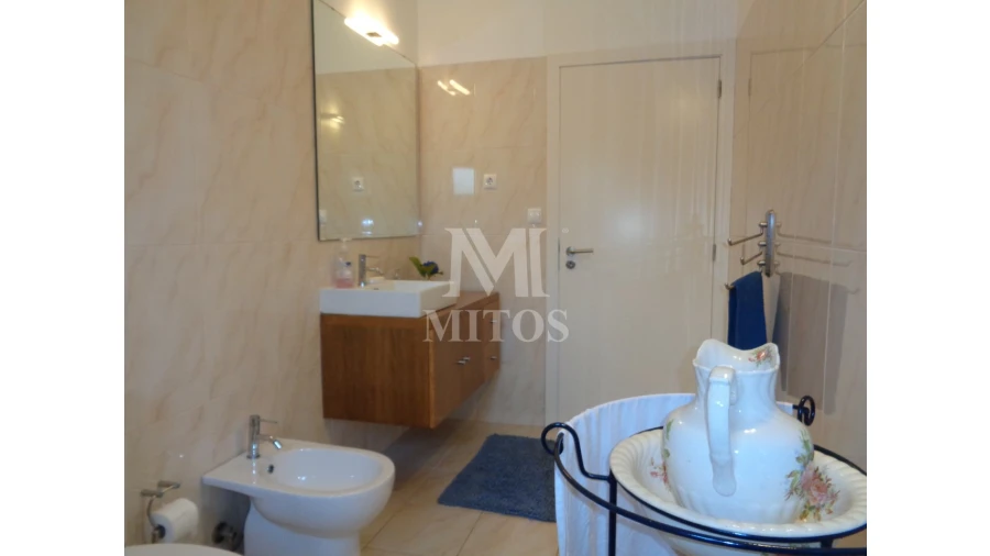 Moradia T3 para Venda em Serdedelo Foto 17