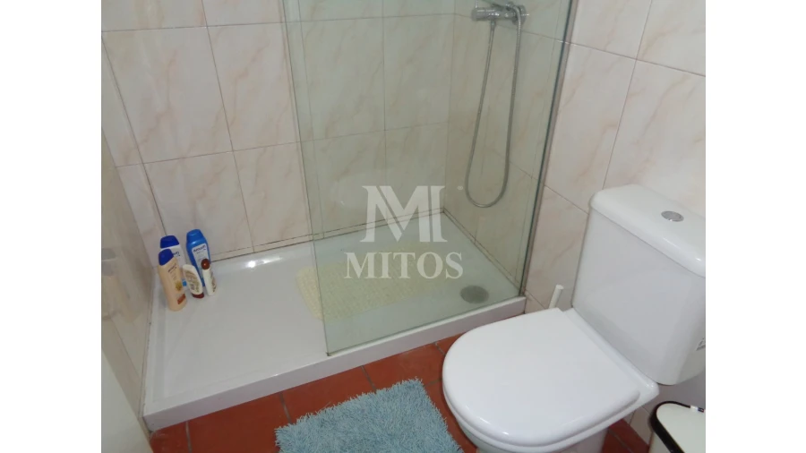 Moradia T3 para Venda em Serdedelo Foto 22