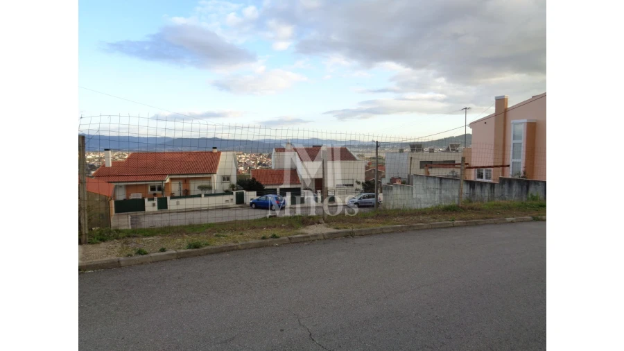 Terreno para Venda em Santa Maria Maior e Monserrate e Meadela Foto 1