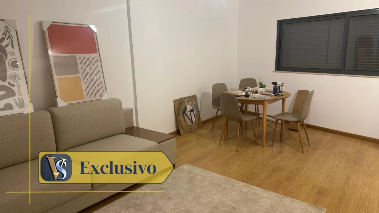 Apartamento T2 para Venda em Olhão Foto 1