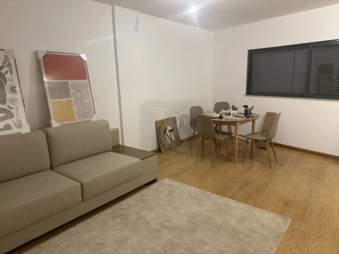 Apartamento T2 para Venda em Olhão Foto 6