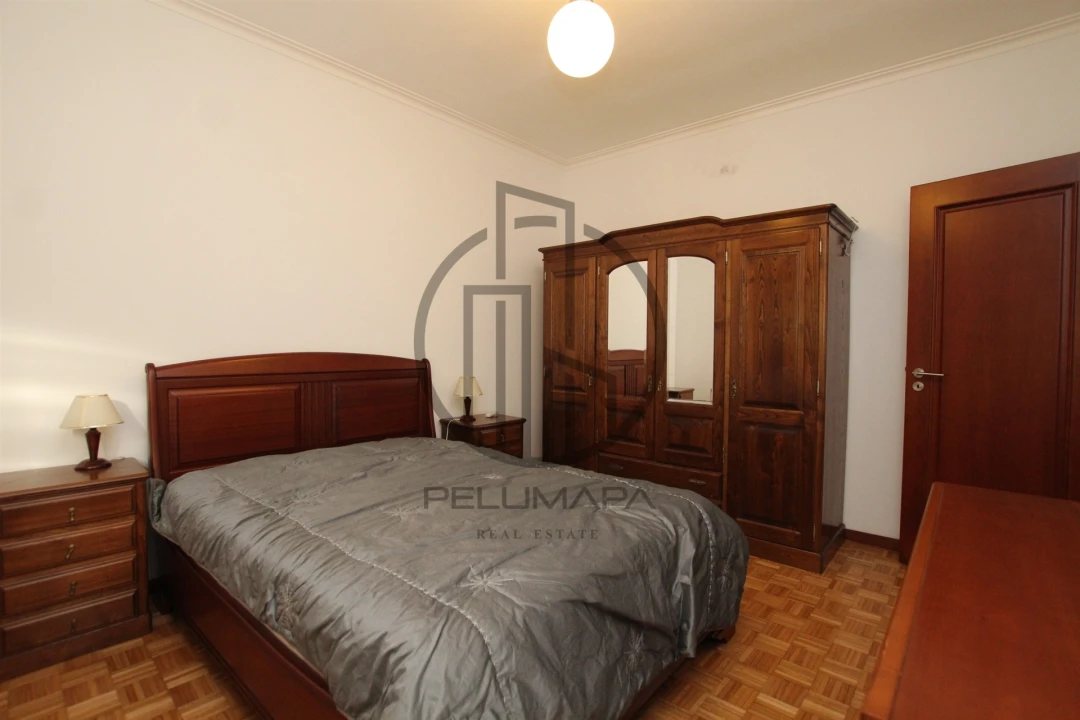 Moradia T5 para Venda em Castelões Foto 19