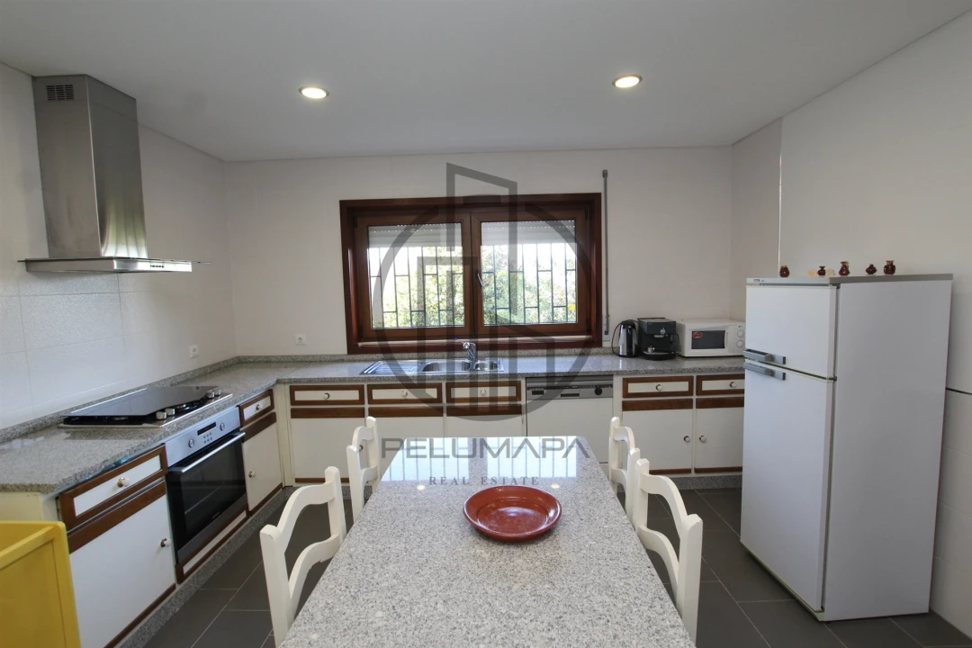 Moradia T5 para Venda em Castelões Foto 18