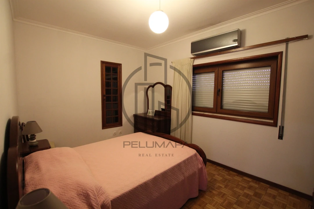 Moradia T5 para Venda em Castelões Foto 21