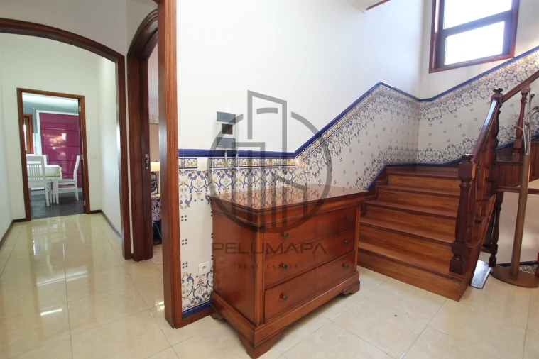 Moradia T5 para Venda em Castelões Foto 14