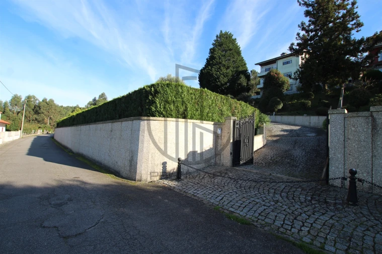 Moradia T5 para Venda em Castelões Foto 27